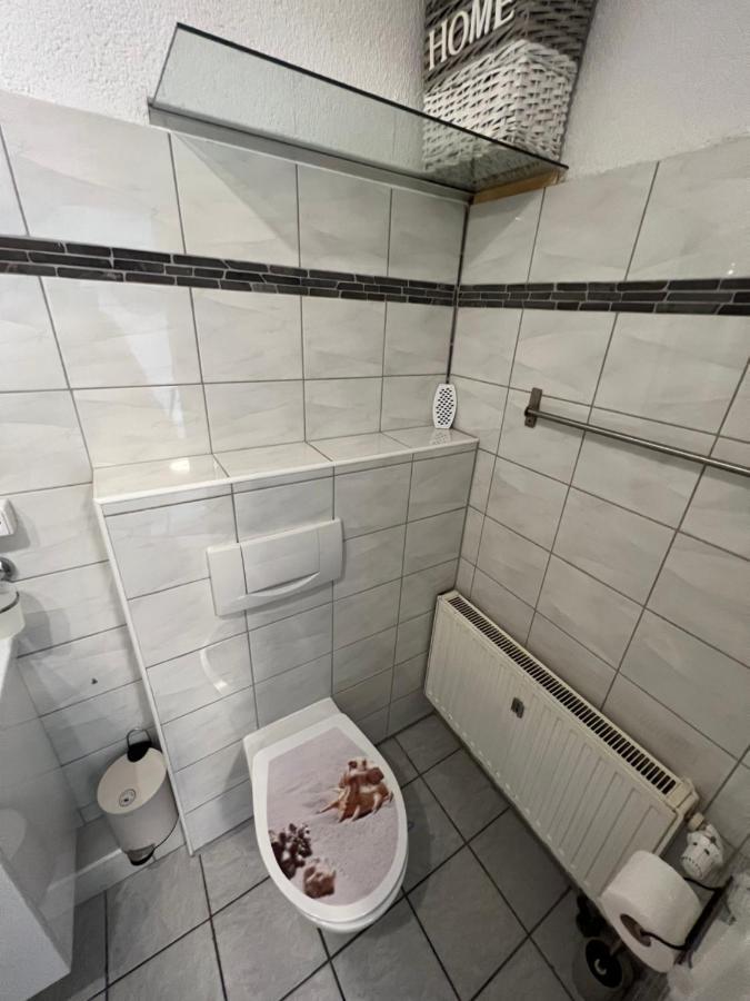 Alex Apartments Solingen Esterno foto